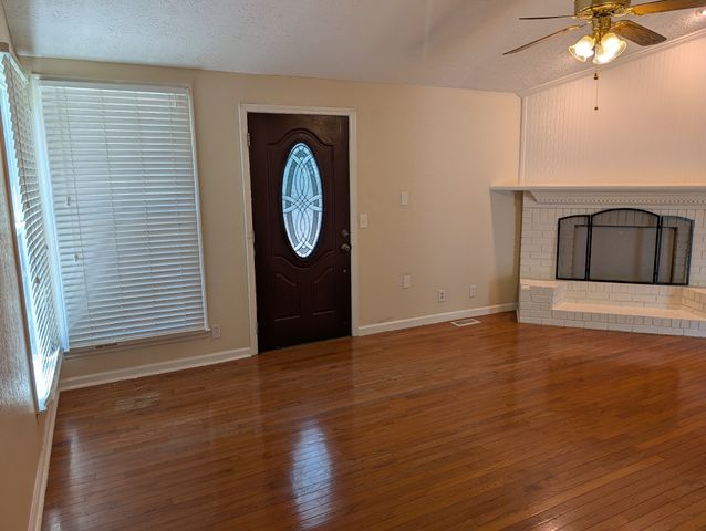 102 Post Oak Rd, Hendersonville, TN 37075