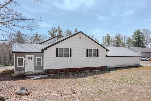 468 Mountain Avenue, Northwood, NH 03261
