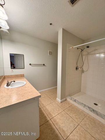 3591 KERNAN Boulevard S 121, Jacksonville, FL 32224