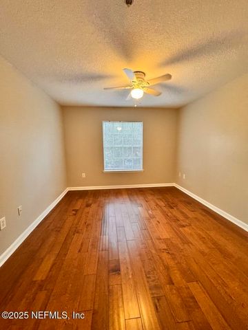 3591 KERNAN Boulevard S 121, Jacksonville, FL 32224