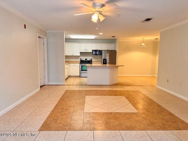 3591 KERNAN Boulevard S 121, Jacksonville, FL 32224