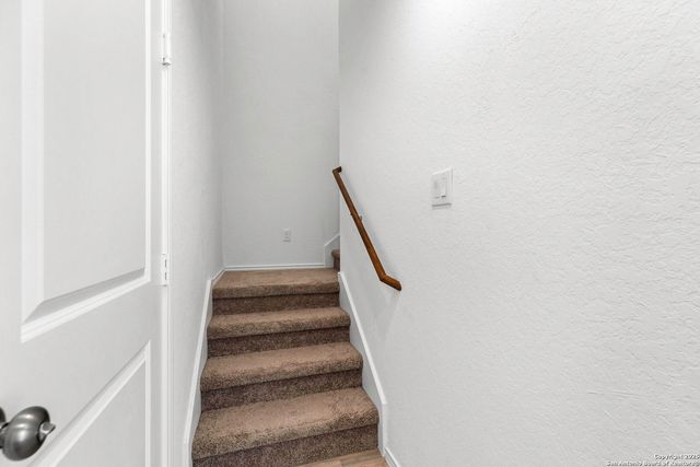 10824 Presa Way, San Antonio, TX 78223