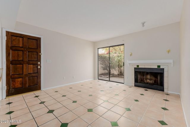 720 E ALICE Avenue 107, Phoenix, AZ 85020