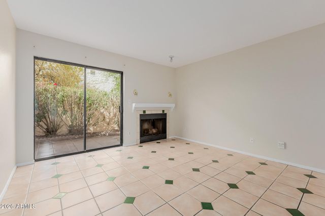 720 E ALICE Avenue 107, Phoenix, AZ 85020