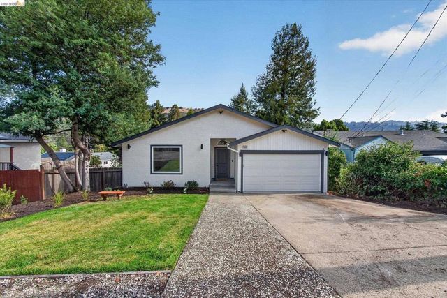 7924 Greenly Dr, Oakland, CA 94605