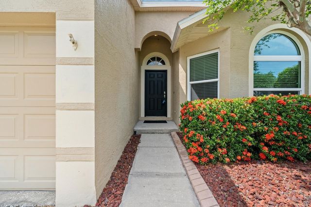 735 NE ADDISON DRIVE, St Petersburg, FL 33716