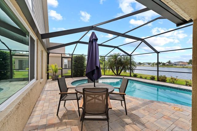 735 NE ADDISON DRIVE, St Petersburg, FL 33716