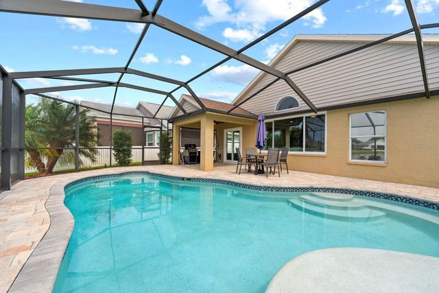 735 NE ADDISON DRIVE, St Petersburg, FL 33716