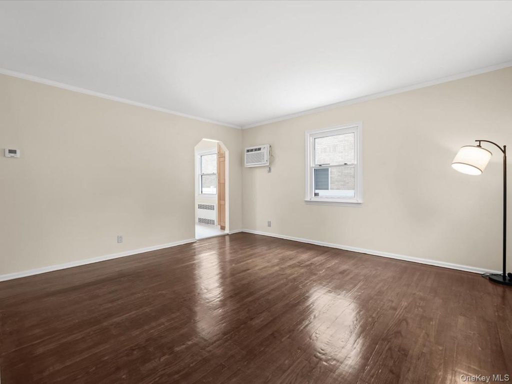 79-53 267th Street, Glen Oaks, NY 11004 — photo 3