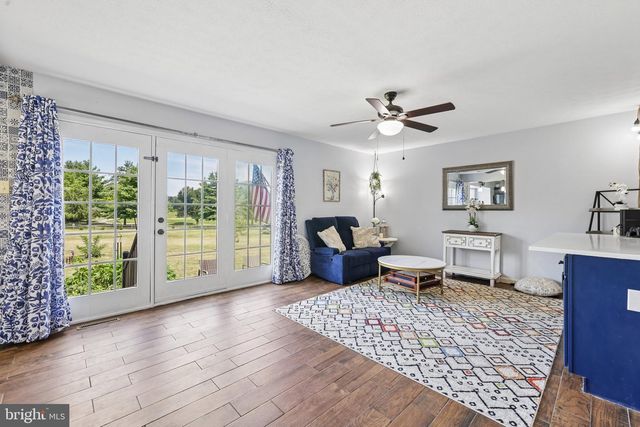 2092 TRIPLE GREEN CT, Hampstead, MD 21074