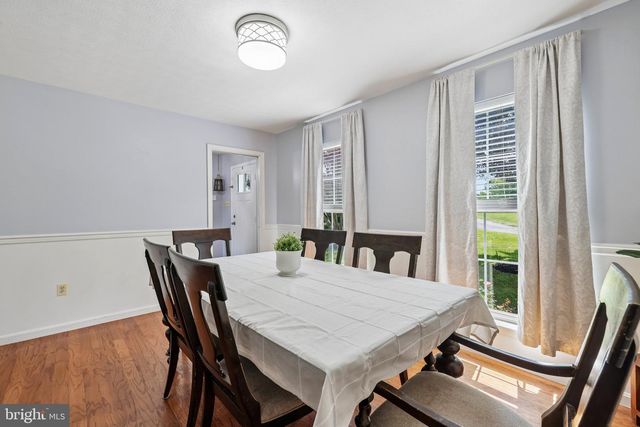 2092 TRIPLE GREEN CT, Hampstead, MD 21074