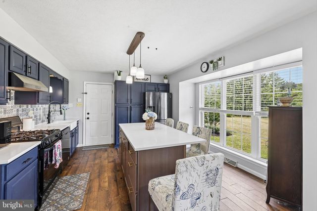 2092 TRIPLE GREEN CT, Hampstead, MD 21074