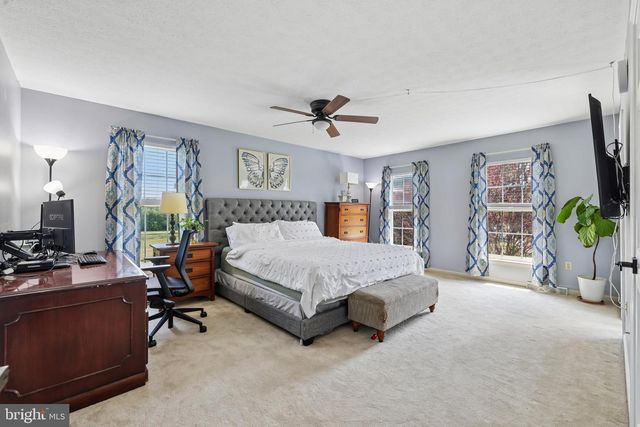 2092 TRIPLE GREEN CT, Hampstead, MD 21074