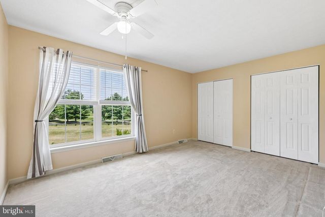 2092 TRIPLE GREEN CT, Hampstead, MD 21074