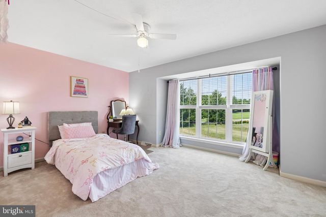 2092 TRIPLE GREEN CT, Hampstead, MD 21074