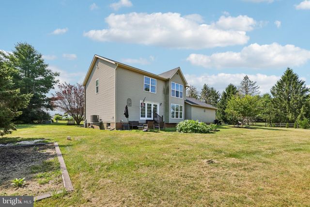 2092 TRIPLE GREEN CT, Hampstead, MD 21074