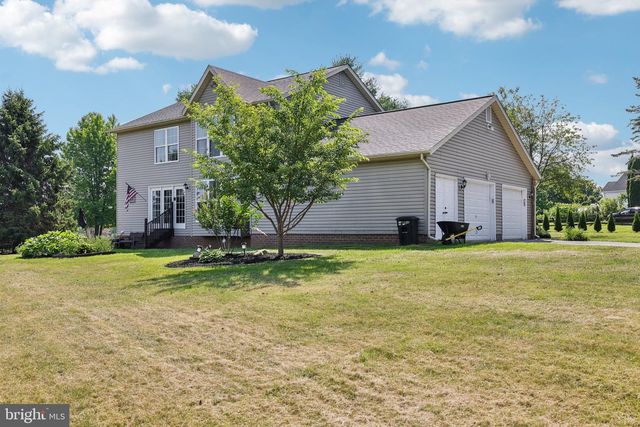 2092 TRIPLE GREEN CT, Hampstead, MD 21074