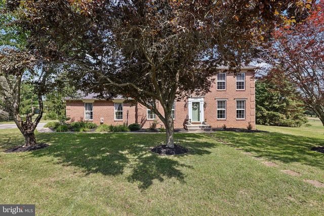 2092 TRIPLE GREEN CT, Hampstead, MD 21074