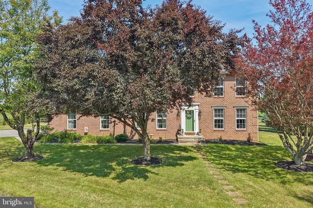 2092 TRIPLE GREEN CT, Hampstead, MD 21074