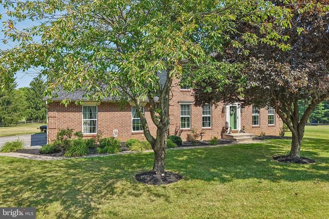 2092 TRIPLE GREEN CT, Hampstead, MD 21074
