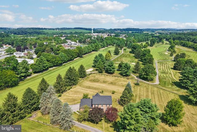2092 TRIPLE GREEN CT, Hampstead, MD 21074