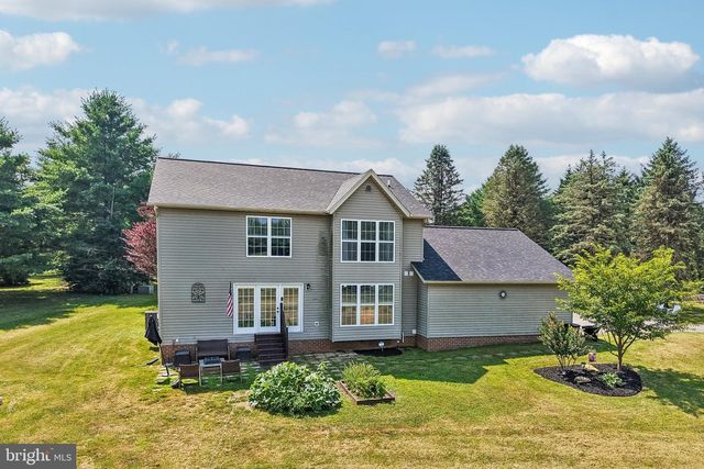 2092 TRIPLE GREEN CT, Hampstead, MD 21074