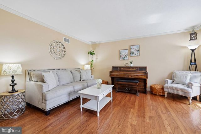 2092 TRIPLE GREEN CT, Hampstead, MD 21074