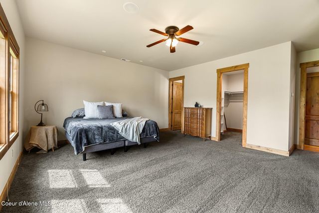 110 Wright Ct, Sandpoint, ID 83864