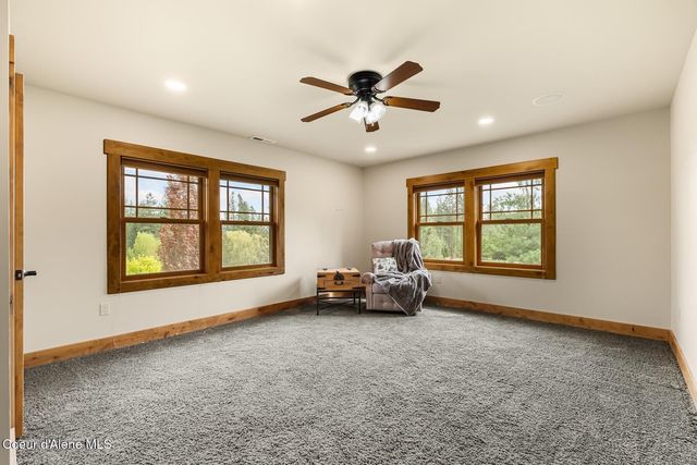 110 Wright Ct, Sandpoint, ID 83864