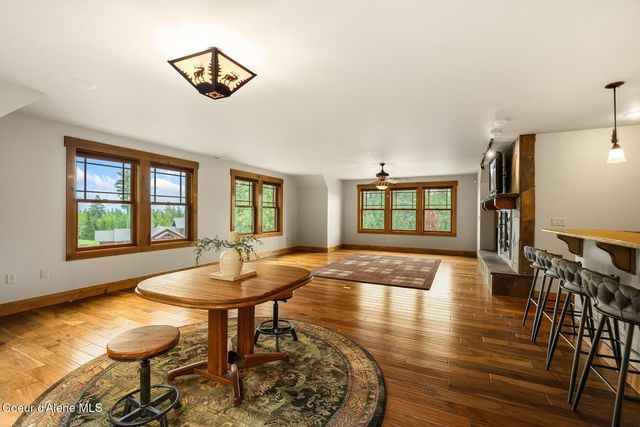 110 Wright Ct, Sandpoint, ID 83864
