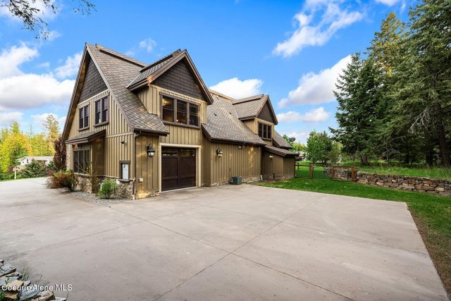 110 Wright Ct, Sandpoint, ID 83864