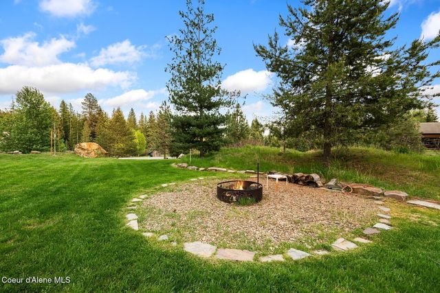 110 Wright Ct, Sandpoint, ID 83864
