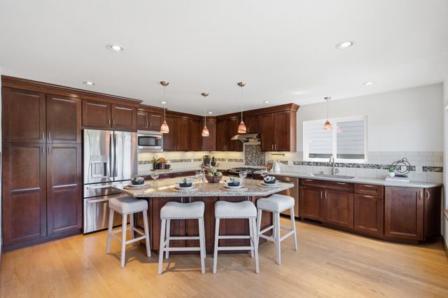 1917 Hillman Avenue, Belmont, CA 94002