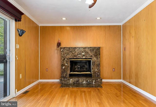 9301 LINHURST DR, Clinton, MD 20735