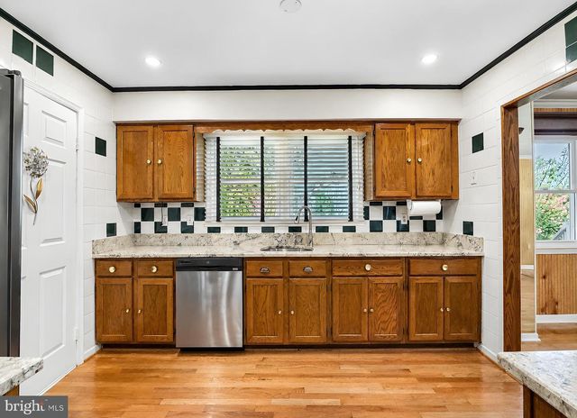 9301 LINHURST DR, Clinton, MD 20735