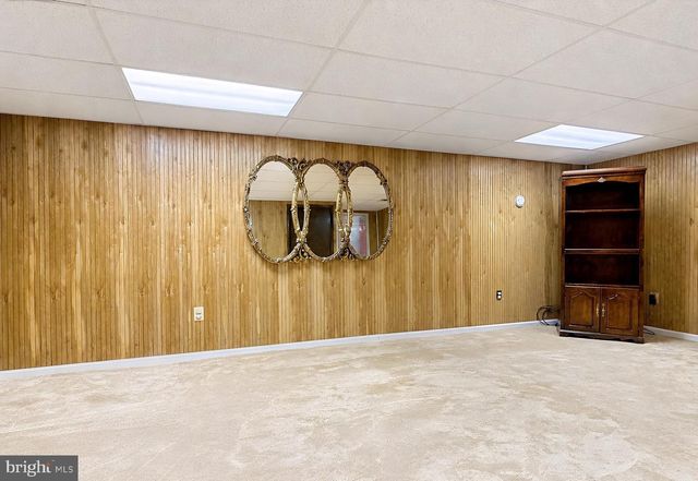 9301 LINHURST DR, Clinton, MD 20735