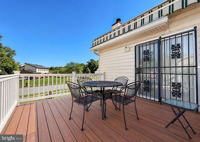 9301 LINHURST DR, Clinton, MD 20735