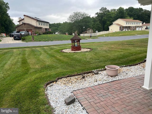 9301 LINHURST DR, Clinton, MD 20735