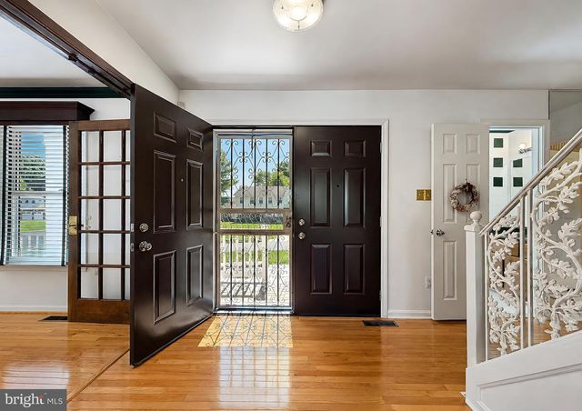9301 LINHURST DR, Clinton, MD 20735