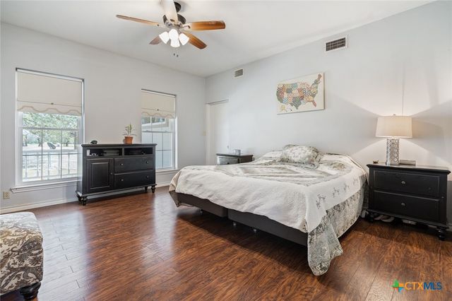 505 CR 4205, Cranfills Gap, TX 76637