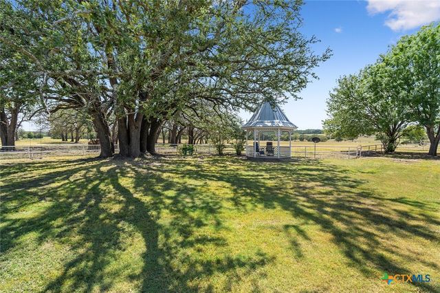 505 CR 4205, Cranfills Gap, TX 76637