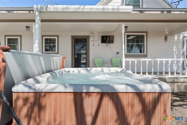 505 CR 4205, Cranfills Gap, TX 76637