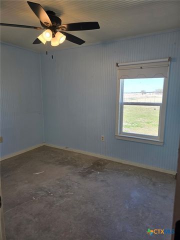 505 CR 4205, Cranfills Gap, TX 76637