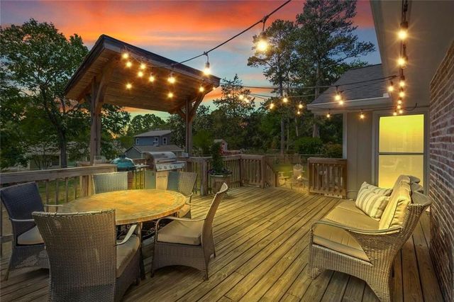 200 Corinth Court, Roswell, GA 30075