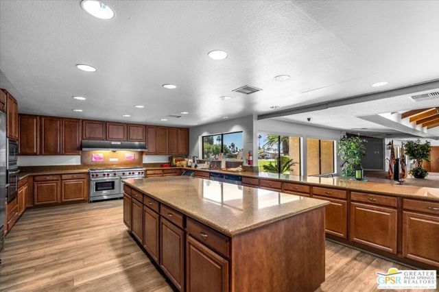 152 Hilligoss Drive, Cathedral City, CA 92234