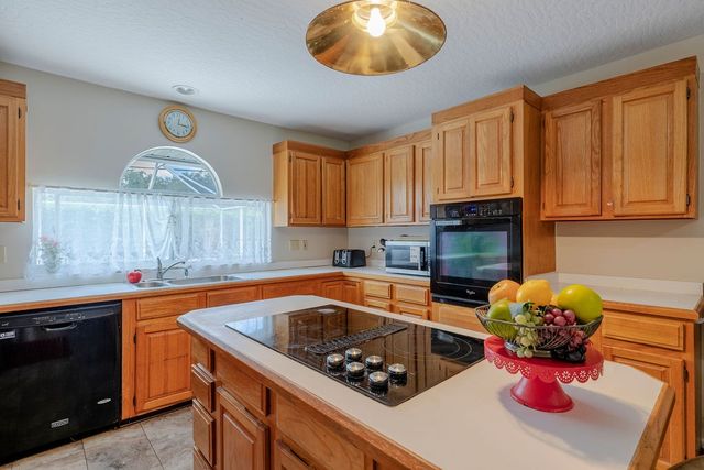 1635 71st Avenue, Vero Beach, FL 32966