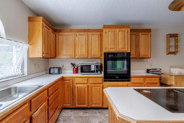 1635 71st Avenue, Vero Beach, FL 32966