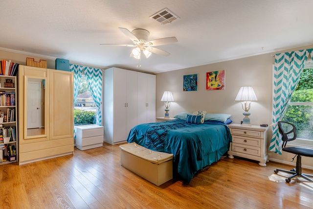 1635 71st Avenue, Vero Beach, FL 32966