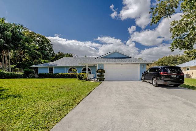 1635 71st Avenue, Vero Beach, FL 32966