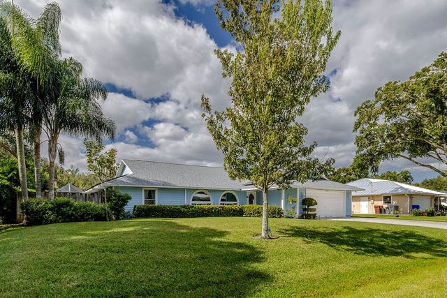 1635 71st Avenue, Vero Beach, FL 32966